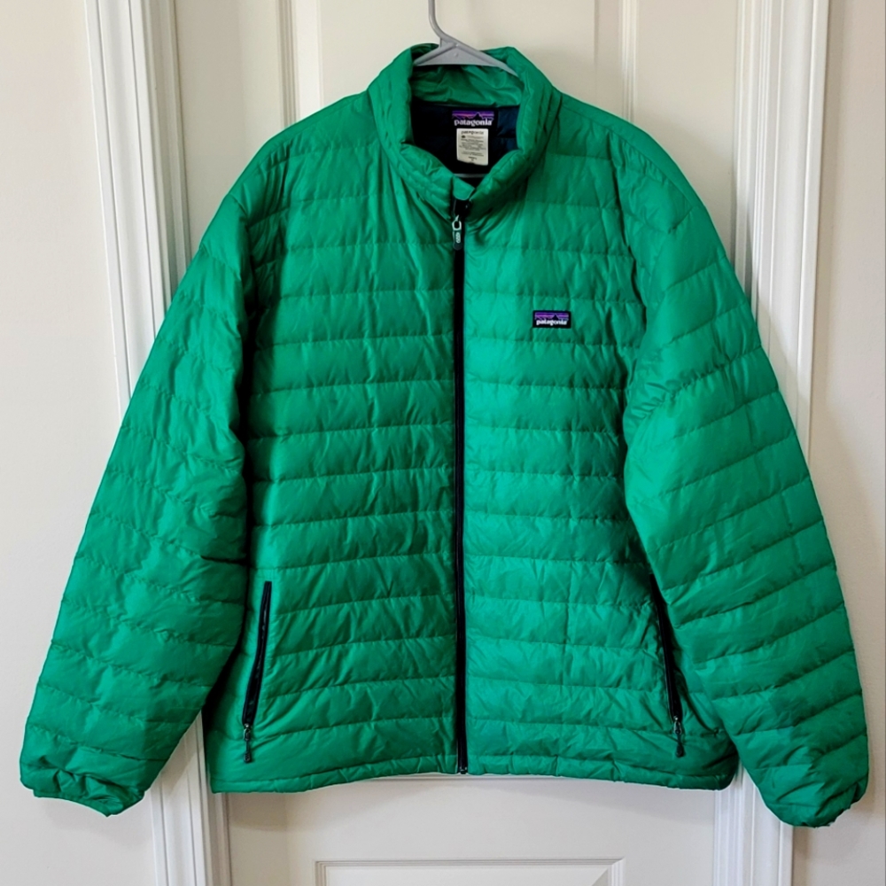 Mens XL Patagonia down coat